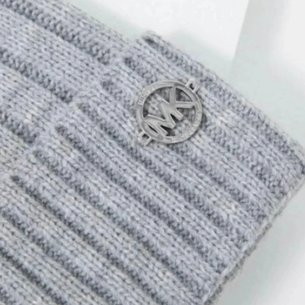 NWT Michael Kors Pom Pom Beanie Hat